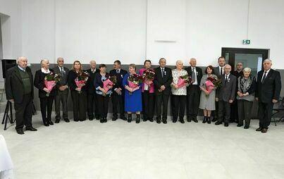 Zdjęcie do Uroczystość Złotych i Diamentowych God&oacute;w Małżeńskich