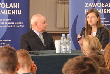 Zdjęcie do Historia niesiona przez pokolenia&hellip;